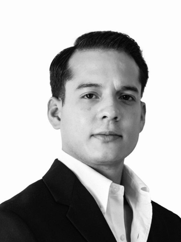 César Durán, Paralegal Senior en Legal Spot